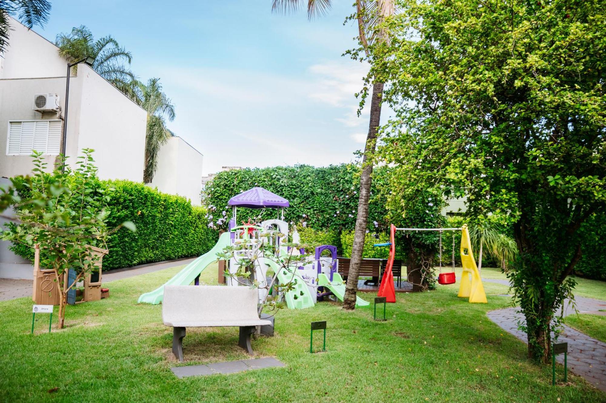 Hotel Vale Verde กัมโปกรันเด ภายนอก รูปภาพ