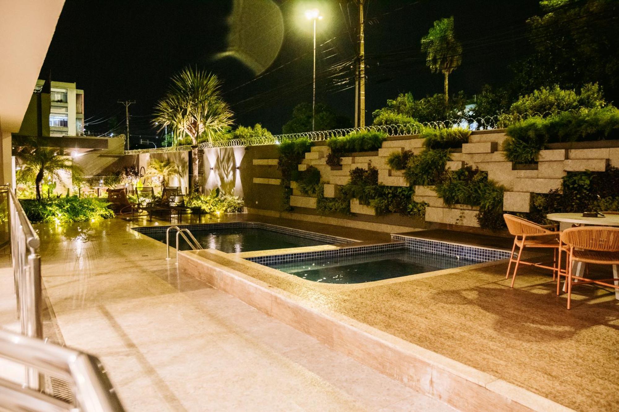 Hotel Vale Verde กัมโปกรันเด ภายนอก รูปภาพ