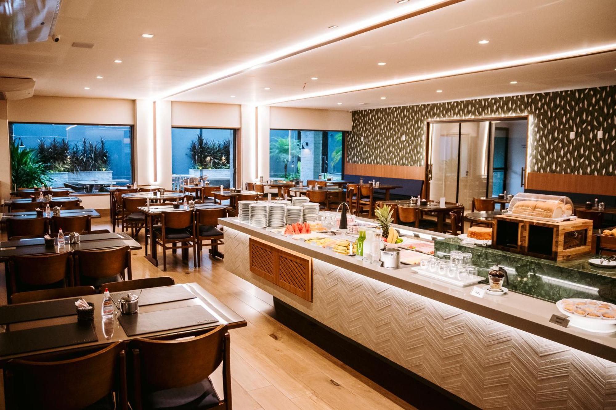 Hotel Vale Verde กัมโปกรันเด ภายนอก รูปภาพ